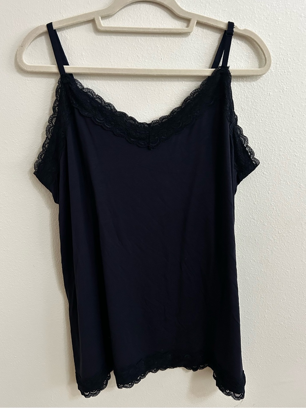 NWT Lane Bryant navy blue lace detail cami tank top - Picture 3 of 6